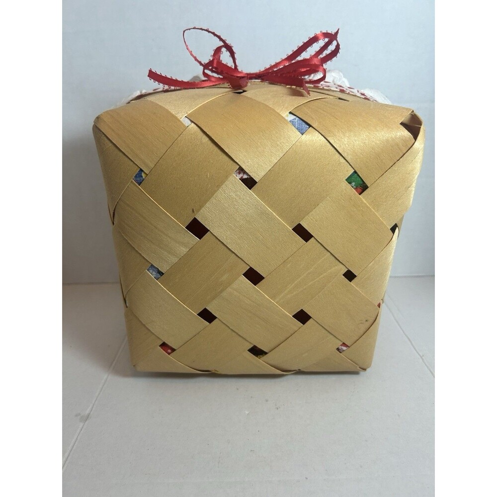 Woven Basket Fabric Cushioned Liner Heart Trim 7.5” Farmhouse Grannycore Decor - Picture 8 of 16